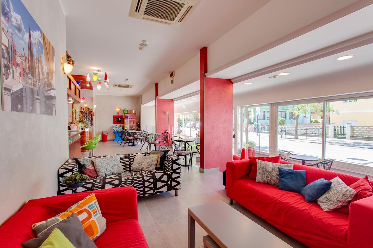Hotel Sandra กัตเตโออามาเร ภายนอก รูปภาพ
